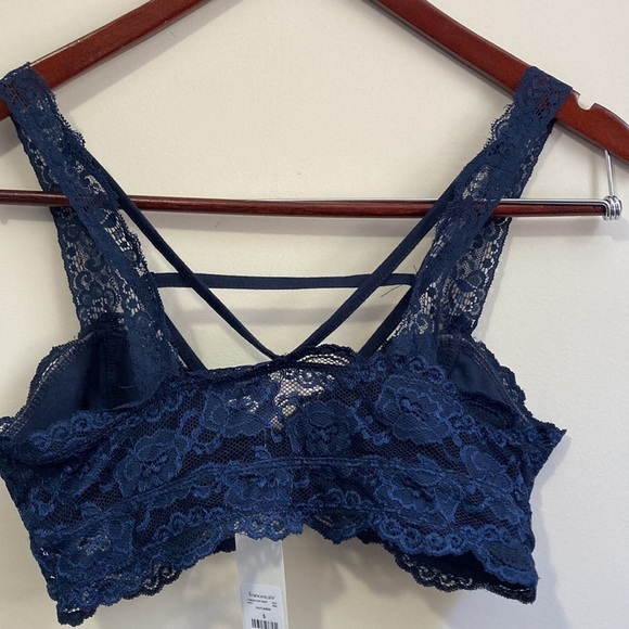 Francesca’s Mi Ami Women’s Bralette Size Small - Picture 3 of 4